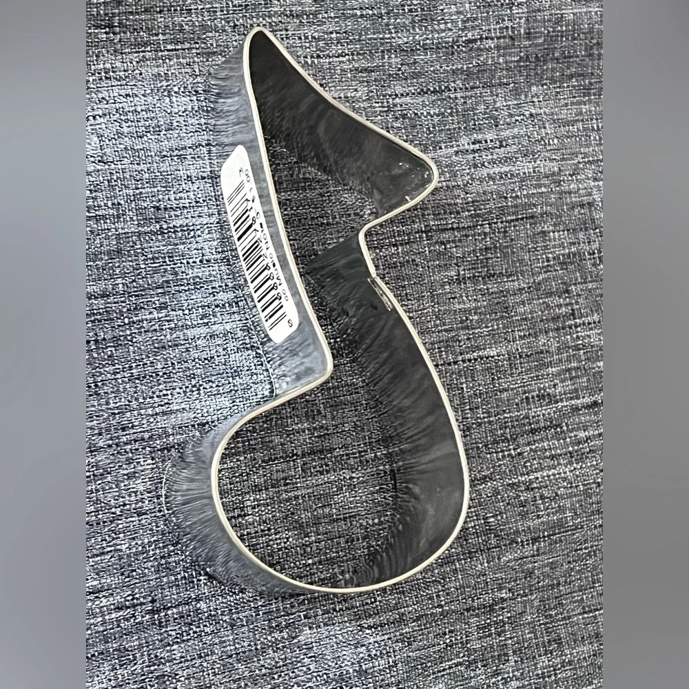 Cookie Cutter Music Note. NWT. Metal, Baking, Kitchen